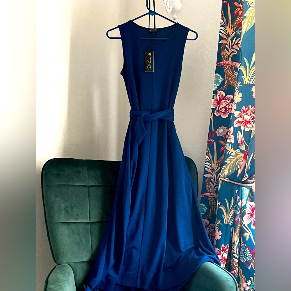 NWT Diane Gilman Navy Maxi with pockets and wraparound belt Size XS